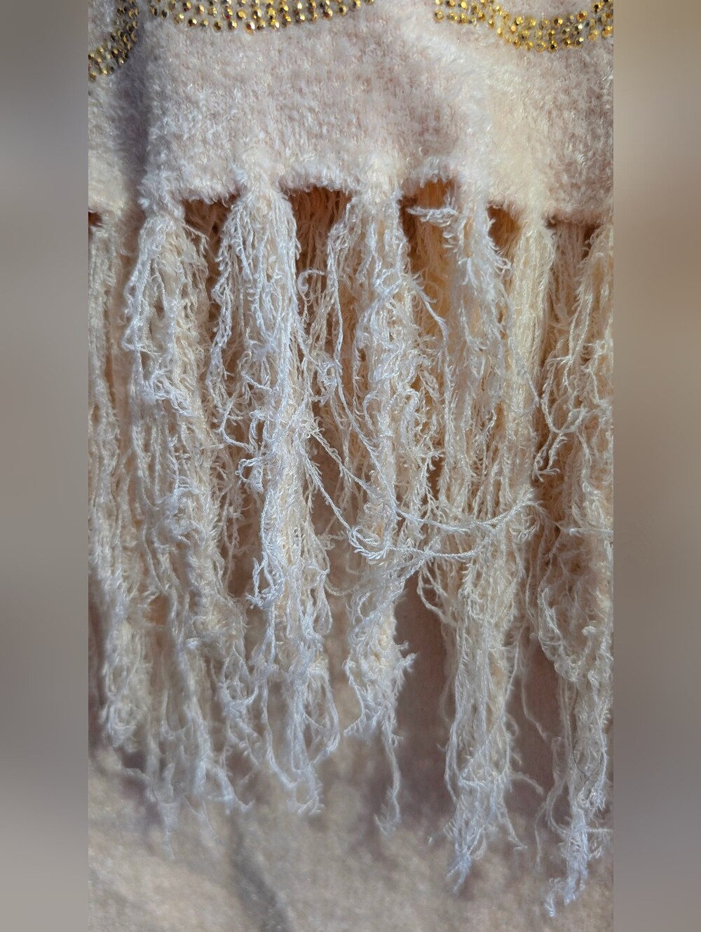 bebe Light 🍑 Peach Knit Fringe Scarf with Gold Bling Logo Accent - Picture 5 of 8